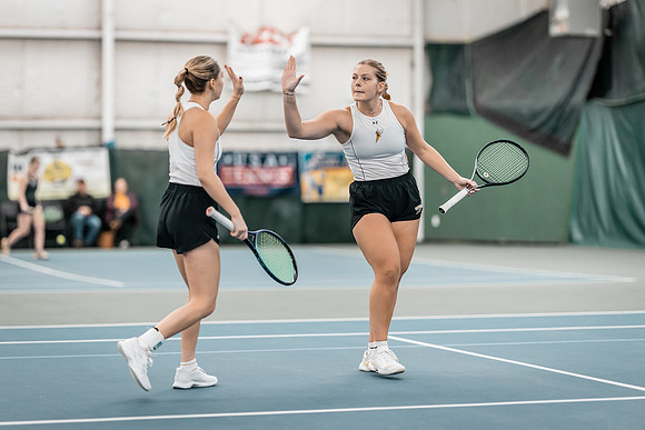 Tennis vs Concordia-82