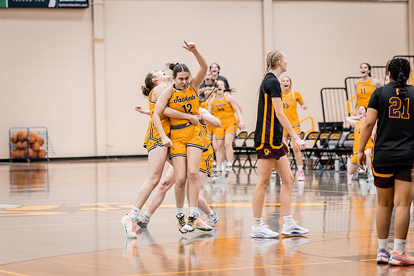 UWS WBB vs UMM Edits-9