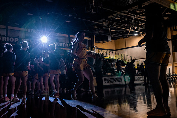 UWSWBB vs UMM-33