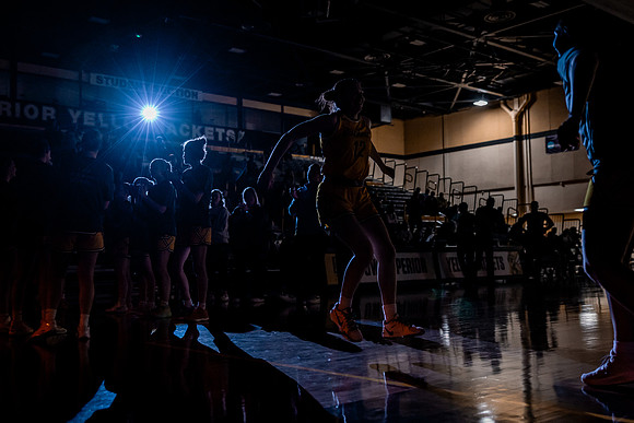 UWSWBB vs UMM-35