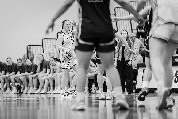 UWSWBB vs UMM-79
