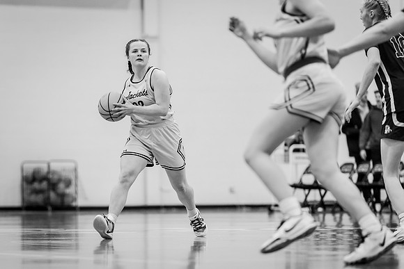 UWSWBB vs UMM-54