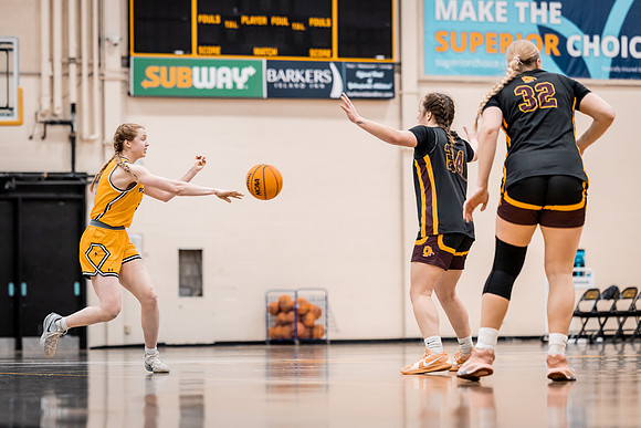 UWSWBB vs UMM-95