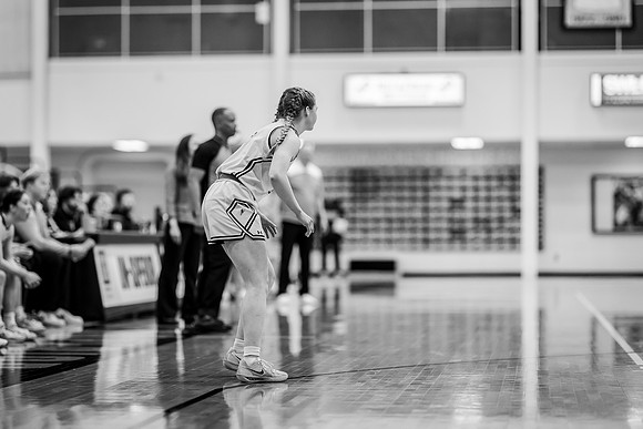 UWSWBB vs UMM-146