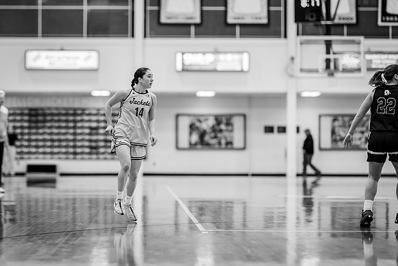UWSWBB vs UMM-139