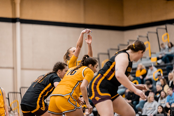 UWS WBB vs UMM Edits-5
