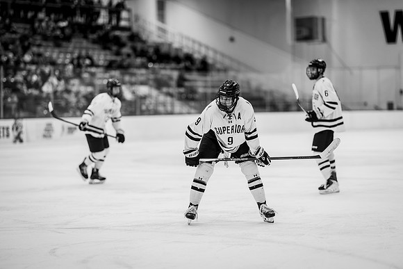 UWS MHkY vs UWSP-107