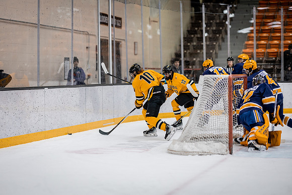 UWS MHkY vs UWSP-31