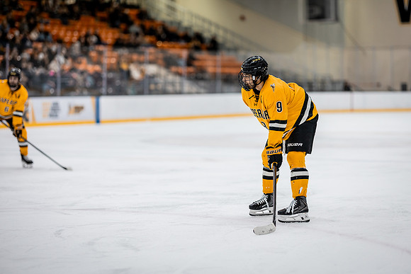 UWS MHkY vs UWSP-111