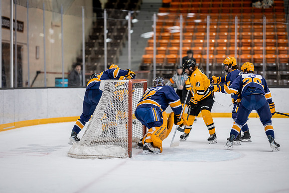 UWS MHkY vs UWSP-30