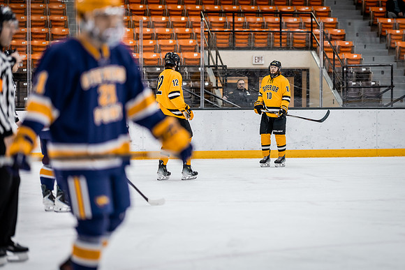 UWS MHkY vs UWSP-21