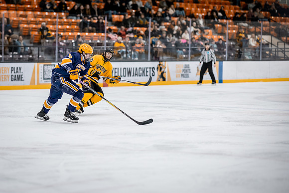 UWS MHkY vs UWSP-102
