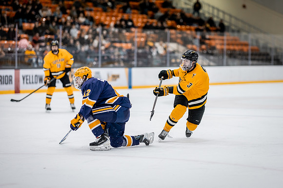 UWS MHkY vs UWSP-133