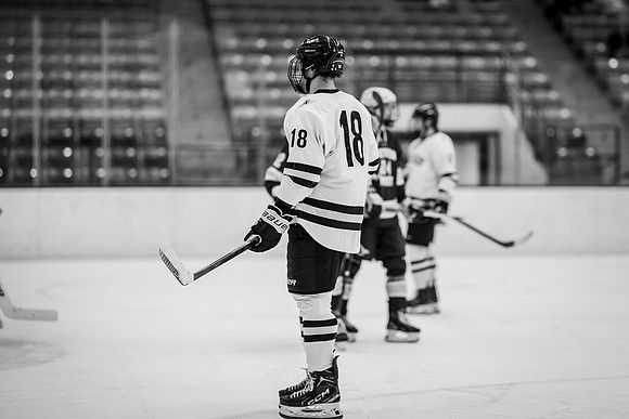 UWS MHkY vs UWSP-29