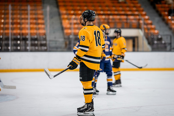 UWS MHkY vs UWSP-28