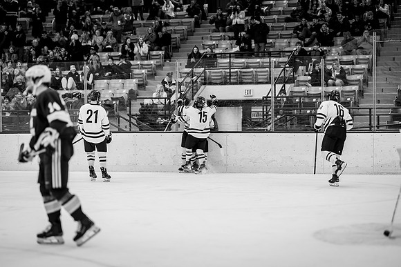 UWS MHkY vs UWSP-64