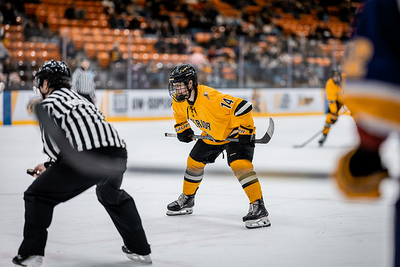 UWS MHkY vs UWSP-122