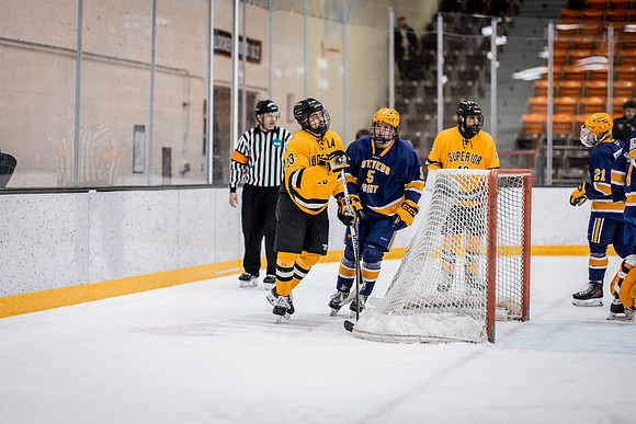 UWS MHkY vs UWSP-17