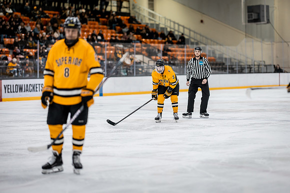 UWS MHkY vs UWSP-98