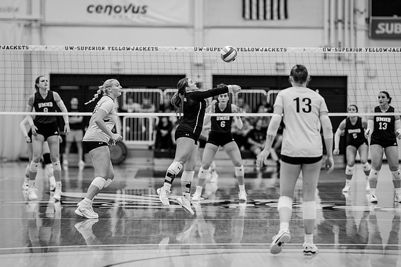 UWS VB vs. UHMB-1-58