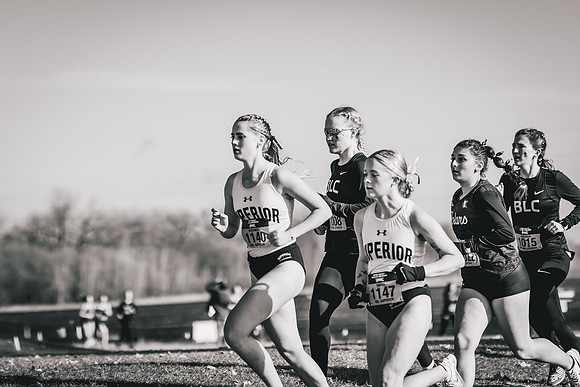 UWS XC CHAMP-1-72