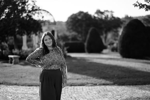 Niamh Senior Photo (47)