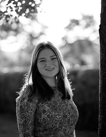 Niamh Senior Photo (2)