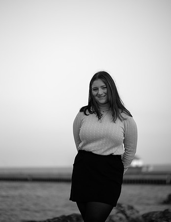 Niamh Senior Photo (244)