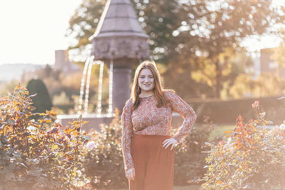 Niamh Senior Photo (102)