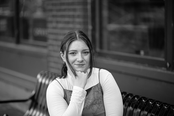 Niamh Senior Photo (278)