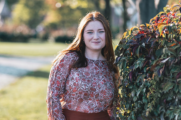 Niamh Senior Photo (15)