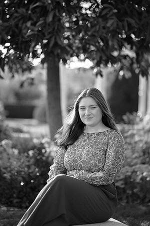 Niamh Senior Photo (49)