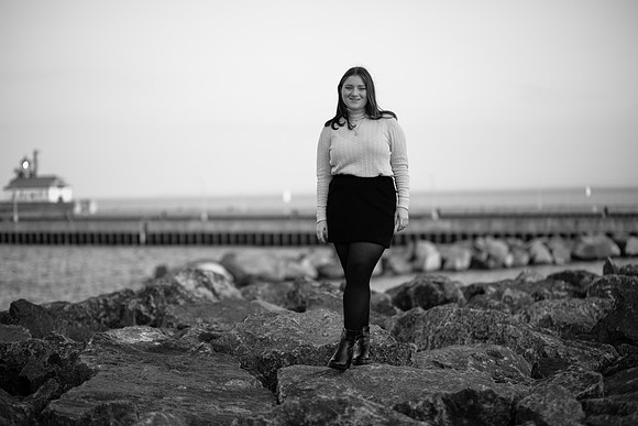 Niamh Senior Photo (240)