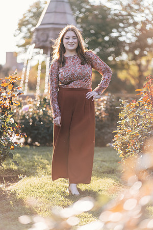 Niamh Senior Photo (98)