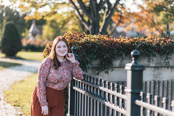 Niamh Senior Photo (29)