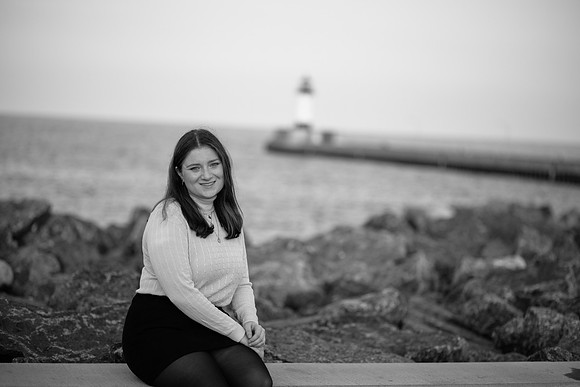 Niamh Senior Photo (250)