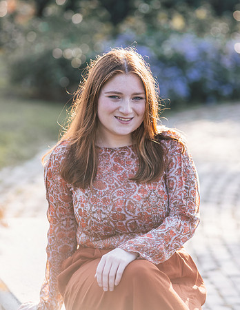 Niamh Senior Photo (108)