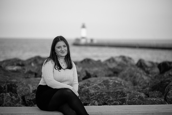 Niamh Senior Photo (228)