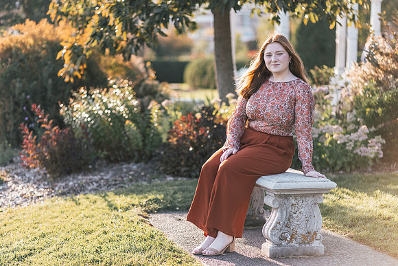 Niamh Senior Photo (56)