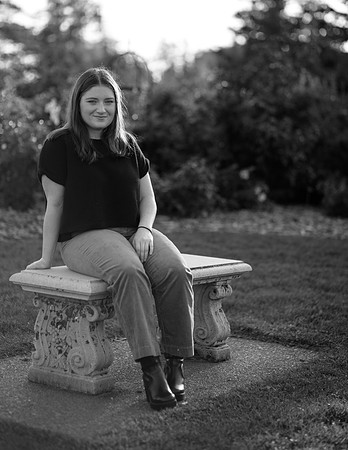 Niamh Senior Photo (148)