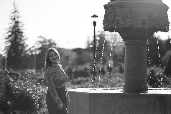 Niamh Senior Photo (87)