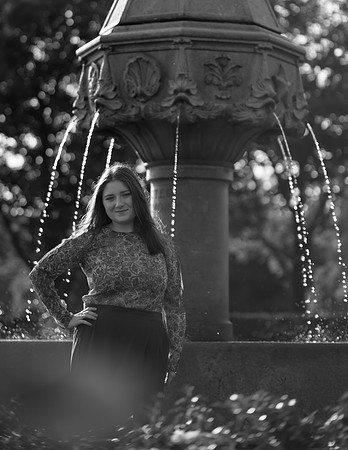 Niamh Senior Photo (79)