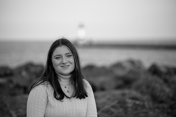 Niamh Senior Photo (220)