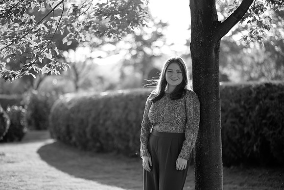 Niamh Senior Photo (8)