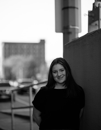 Niamh Senior Photo (190)