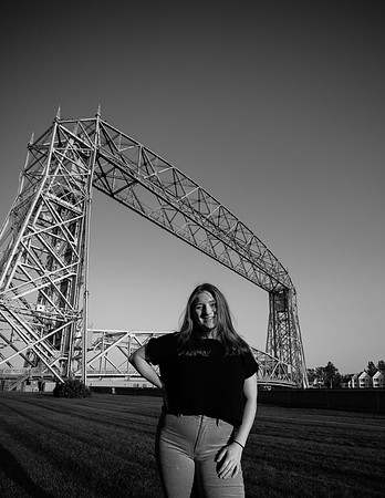 Niamh Senior Photo (186)