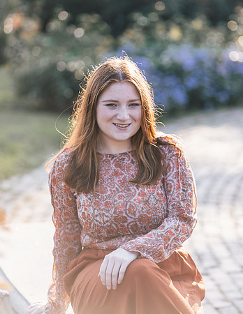Niamh Senior Photo (106)