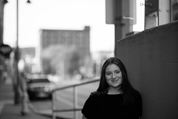 Niamh Senior Photo (188)