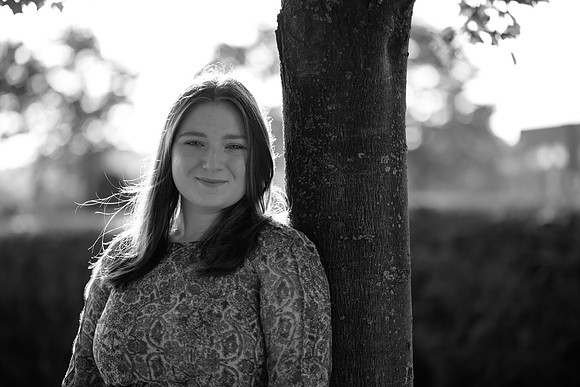 Niamh Senior Photo (4)