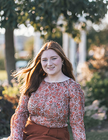 Niamh Senior Photo (62)